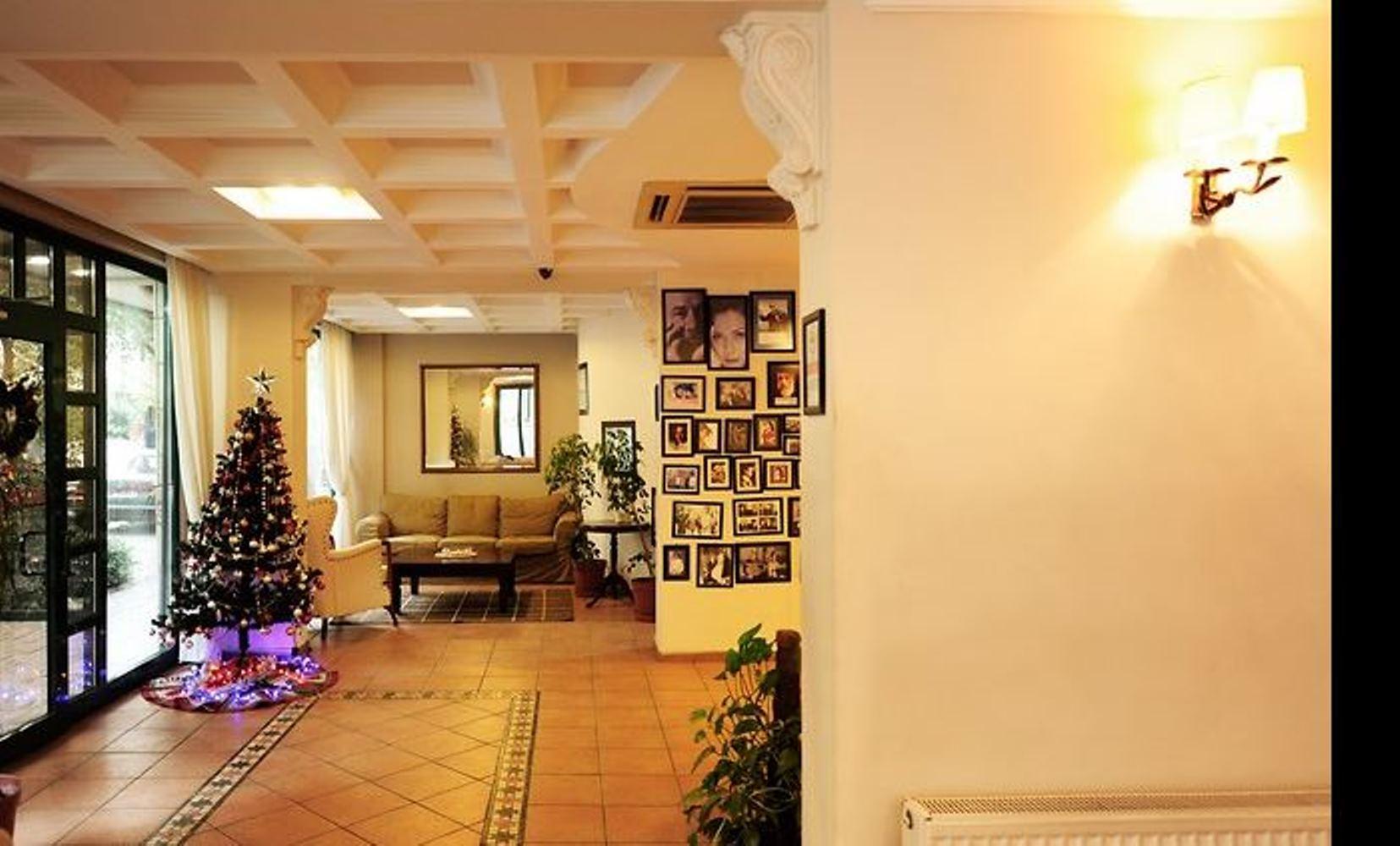 Uestuen Hotel Alsancak İzmir Buitenkant foto