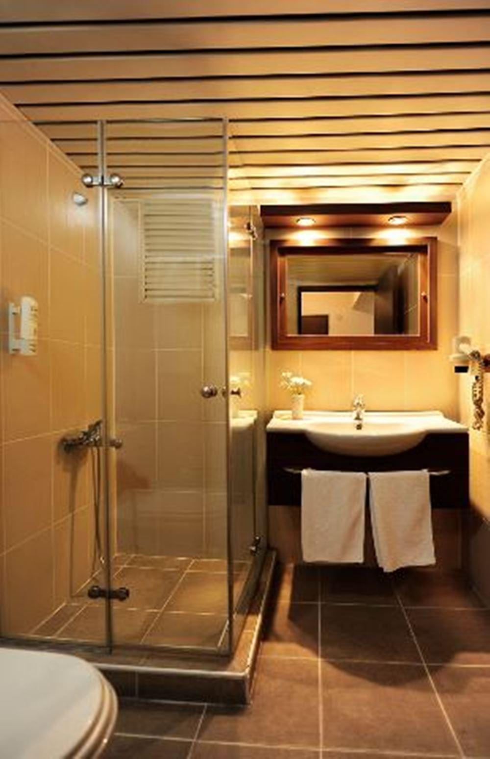 Uestuen Hotel Alsancak İzmir Buitenkant foto