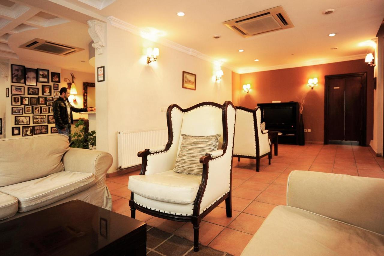 Uestuen Hotel Alsancak İzmir Buitenkant foto