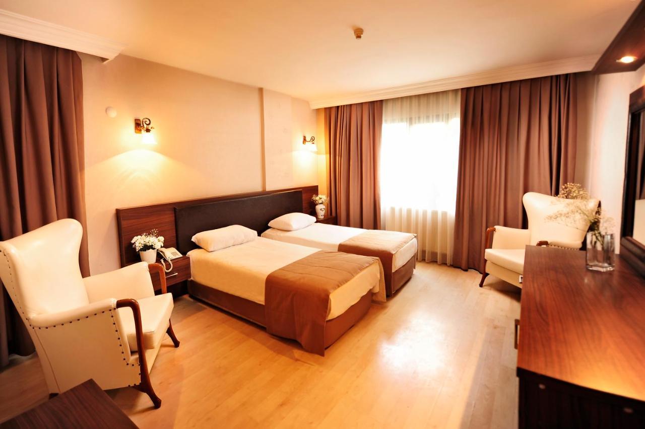 Uestuen Hotel Alsancak İzmir Buitenkant foto